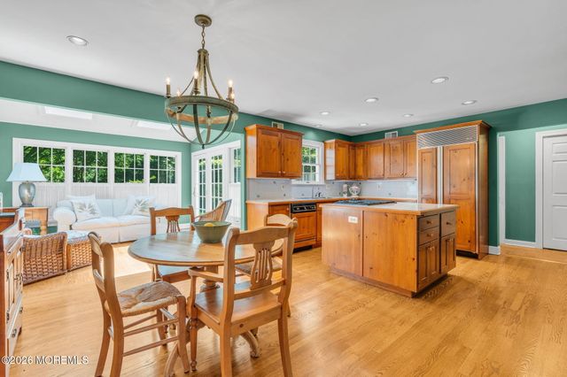 8 Byram Lane 4, Little Silver, NJ 07739