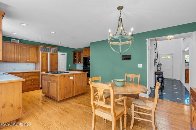 8 Byram Lane 4, Little Silver, NJ 07739