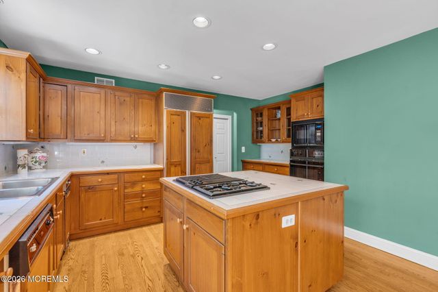 8 Byram Lane 4, Little Silver, NJ 07739