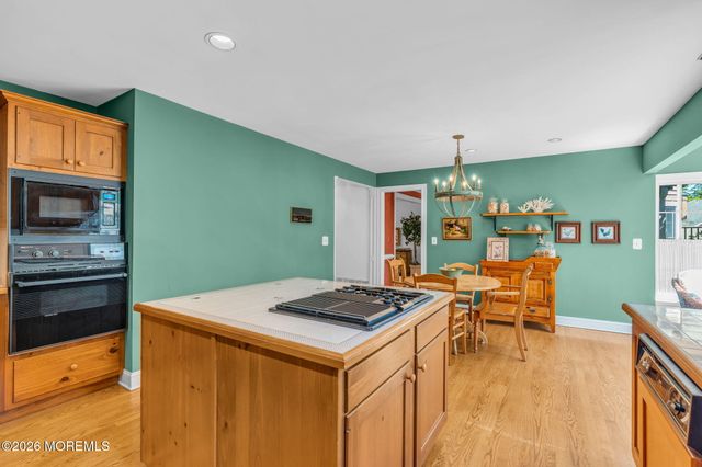 8 Byram Lane 4, Little Silver, NJ 07739