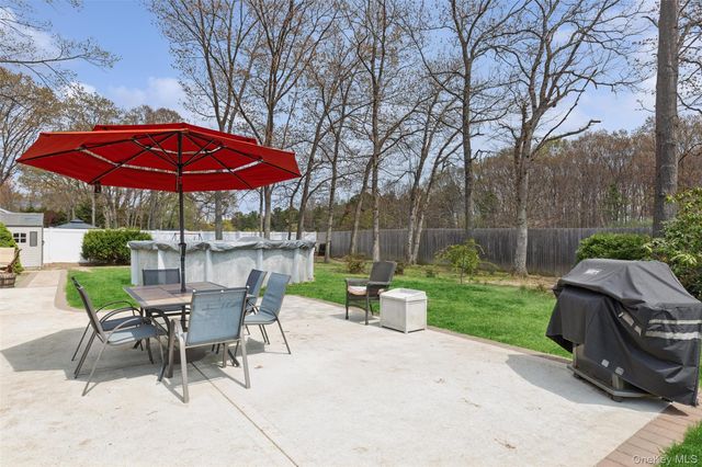 61 Griffin Drive, Mount Sinai, NY 11766