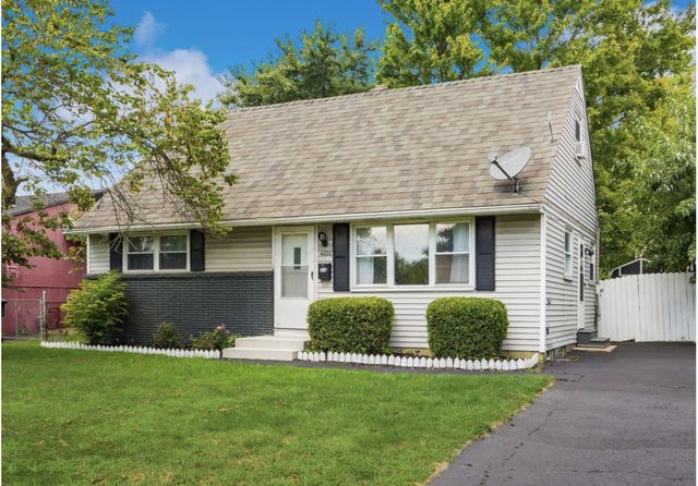 4220 Atlanta Drive, Columbus, OH 43228