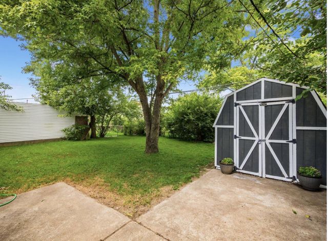 4220 Atlanta Drive, Columbus, OH 43228