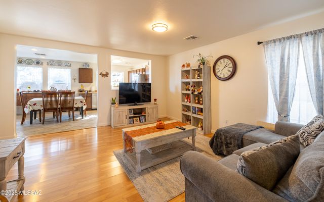 7658 E Desert Overlook Drive, Tucson, AZ 85710