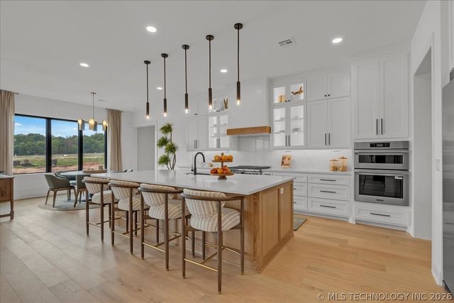 11113 S Thomas Terrace W, Jenks, OK 74037