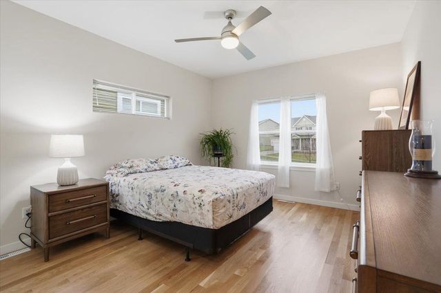 1206 Tivoli Circle, Oregon, WI 53575
