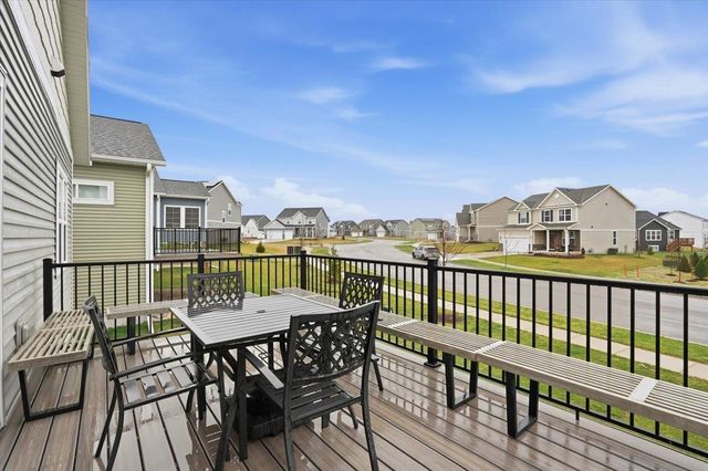 1206 Tivoli Circle, Oregon, WI 53575