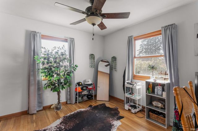 4404 N 350 E Road, Rolling Prairie, IN 46371