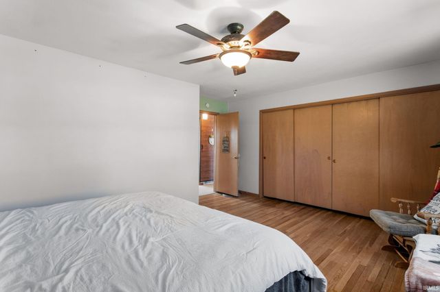 4404 N 350 E Road, Rolling Prairie, IN 46371