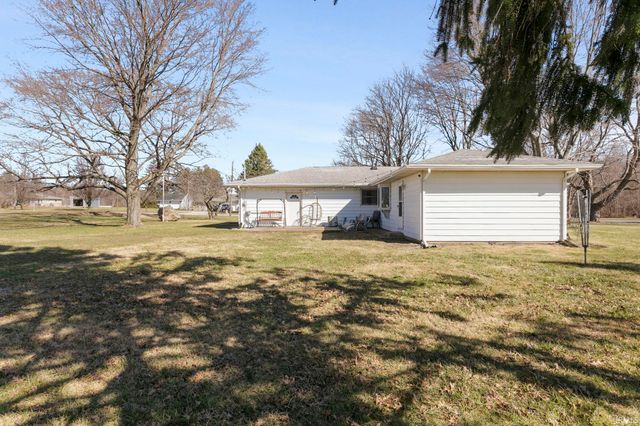 4404 N 350 E Road, Rolling Prairie, IN 46371