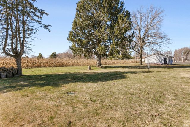 4404 N 350 E Road, Rolling Prairie, IN 46371