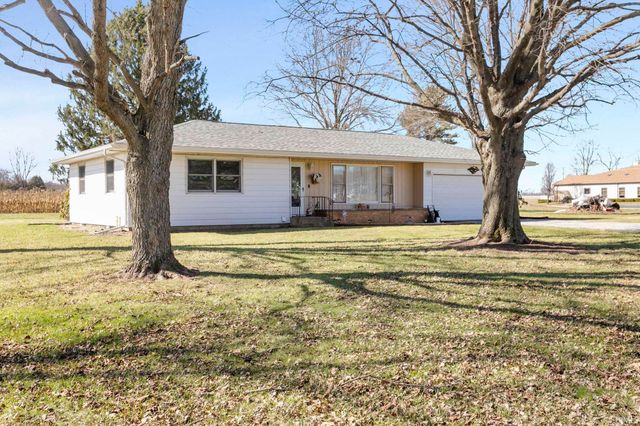 4404 N 350 E Road, Rolling Prairie, IN 46371