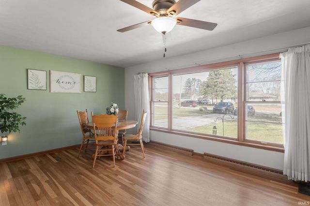 4404 N 350 E Road, Rolling Prairie, IN 46371