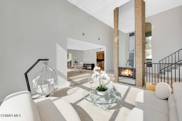 23275 Park Ensenada, Calabasas, CA 91302