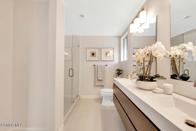 23275 Park Ensenada, Calabasas, CA 91302