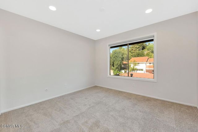 23275 Park Ensenada, Calabasas, CA 91302