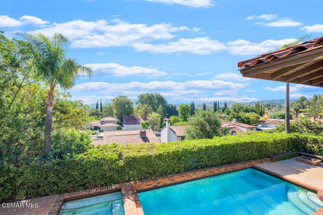 23275 Park Ensenada, Calabasas, CA 91302