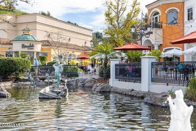 23275 Park Ensenada, Calabasas, CA 91302