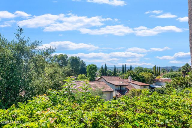 23275 Park Ensenada, Calabasas, CA 91302