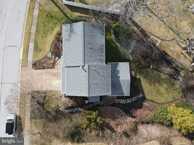 724 FISKE LN, Newark, DE 19711