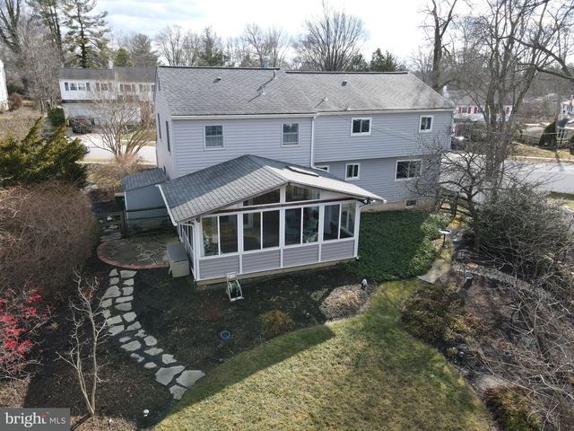 724 FISKE LN, Newark, DE 19711