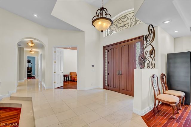 2030 Marina Bay Court, Las Vegas, NV 89117