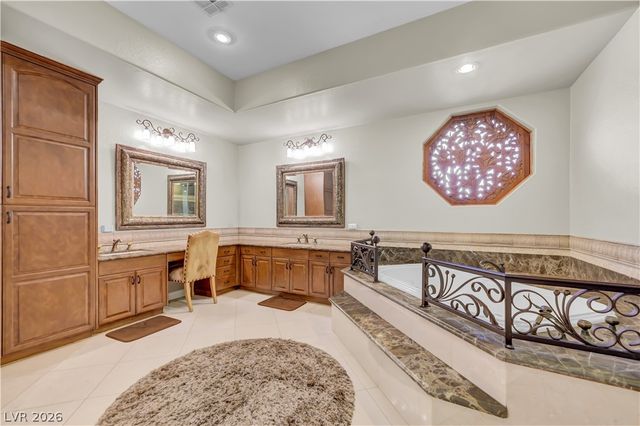 2030 Marina Bay Court, Las Vegas, NV 89117