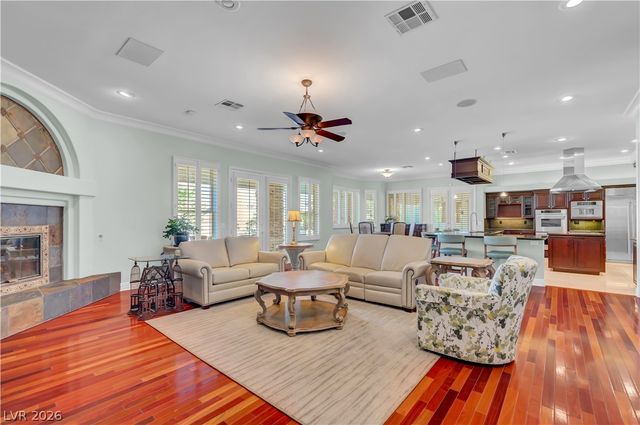 2030 Marina Bay Court, Las Vegas, NV 89117