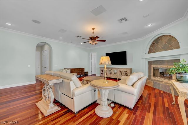 2030 Marina Bay Court, Las Vegas, NV 89117