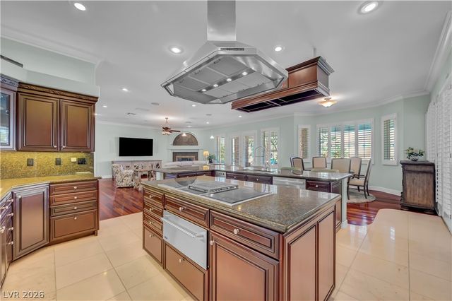 2030 Marina Bay Court, Las Vegas, NV 89117