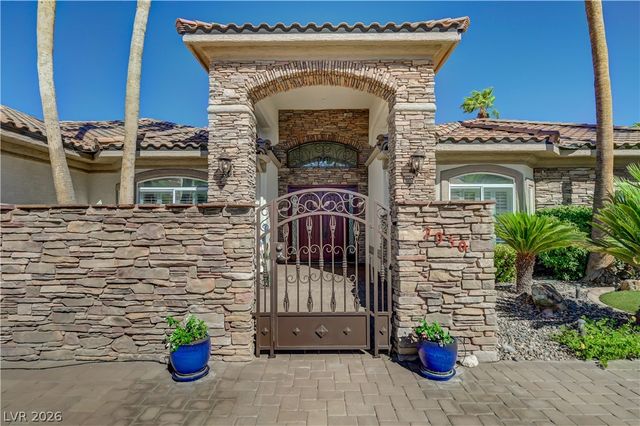 2030 Marina Bay Court, Las Vegas, NV 89117