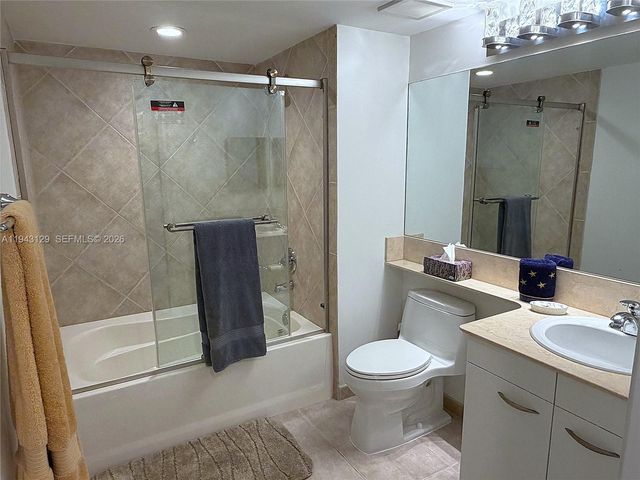 2080 S Ocean Dr LPH05, Hallandale Beach, FL 33009