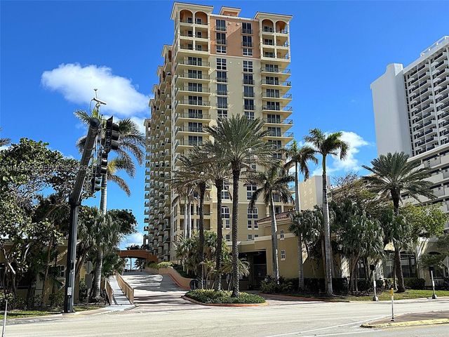 2080 S Ocean Dr LPH05, Hallandale Beach, FL 33009