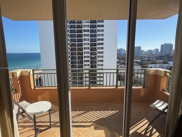 2080 S Ocean Dr LPH05, Hallandale Beach, FL 33009