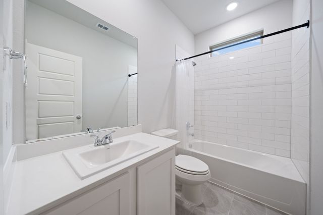 900 Pine Beach Drive, Princeton, TX 75071