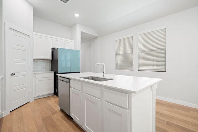 900 Pine Beach Drive, Princeton, TX 75071