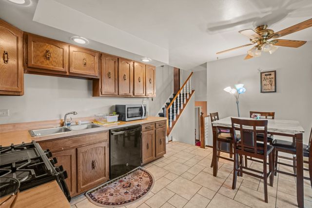 18443 DE JONG Lane, Lansing, IL 60438