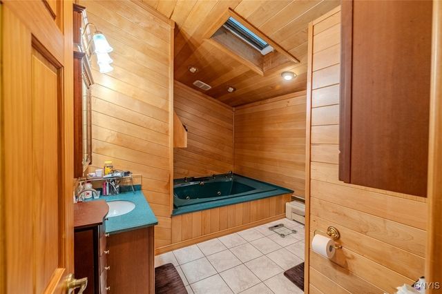 1734 State Route 48, Granby, NY 13069