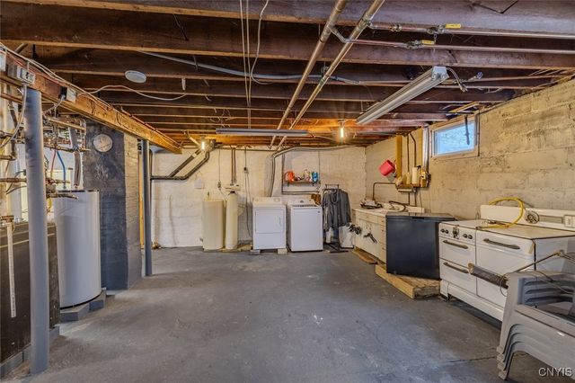 1734 State Route 48, Granby, NY 13069