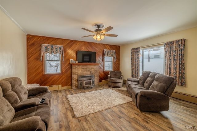 1734 State Route 48, Granby, NY 13069