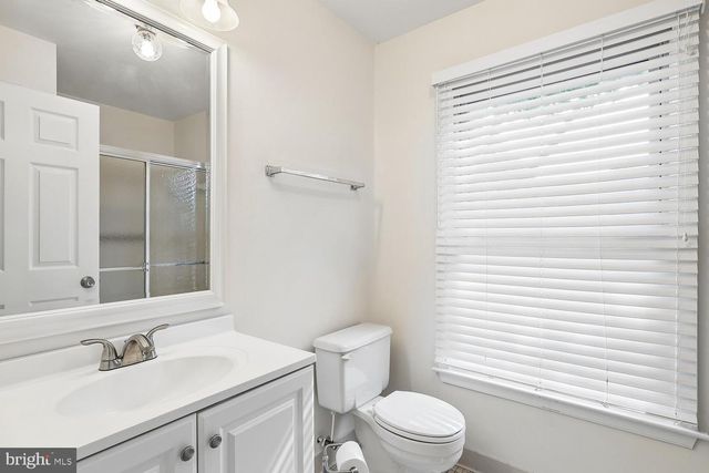 913 MASTLINE DR, Annapolis, MD 21401