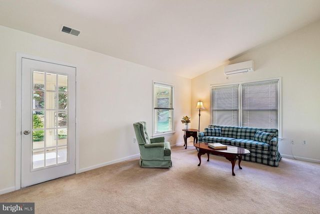 913 MASTLINE DR, Annapolis, MD 21401