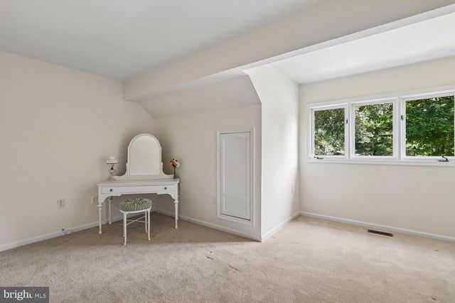 913 MASTLINE DR, Annapolis, MD 21401