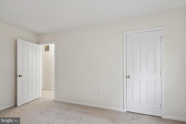 913 MASTLINE DR, Annapolis, MD 21401