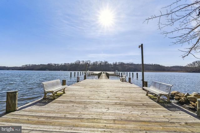 913 MASTLINE DR, Annapolis, MD 21401