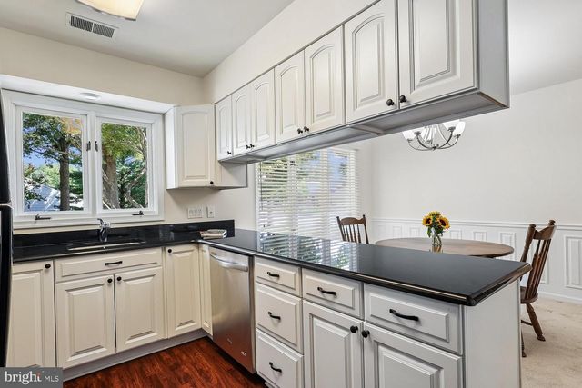 913 MASTLINE DR, Annapolis, MD 21401