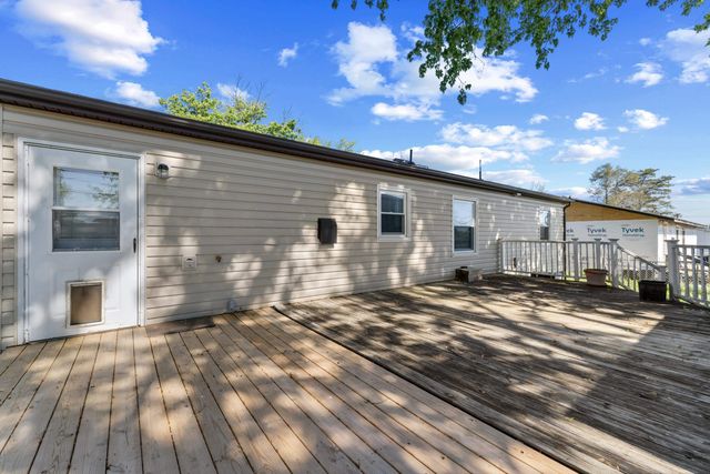 27 SHEN VALLEY DR, Weyers Cave, VA 24486