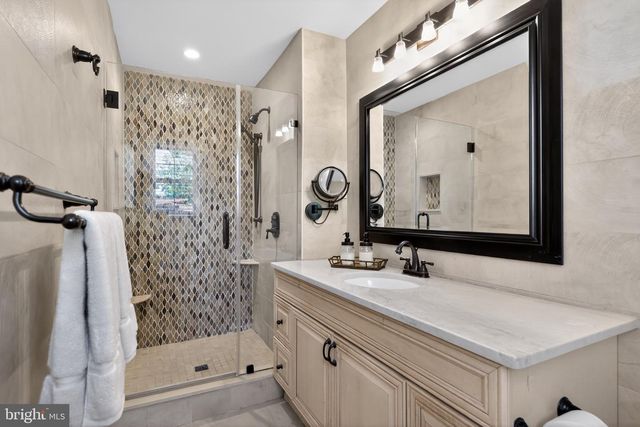 1758 FIRESIDE LN, Cherry Hill, NJ 08003