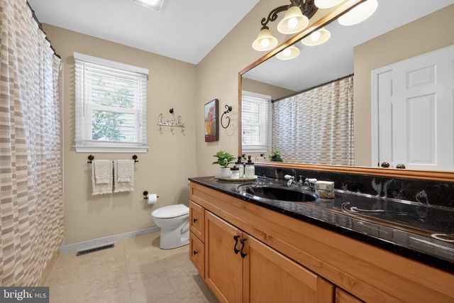 1758 FIRESIDE LN, Cherry Hill, NJ 08003