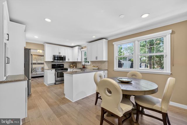 1758 FIRESIDE LN, Cherry Hill, NJ 08003